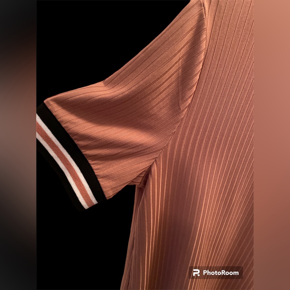 Shein Curve - Picture 3 of 4